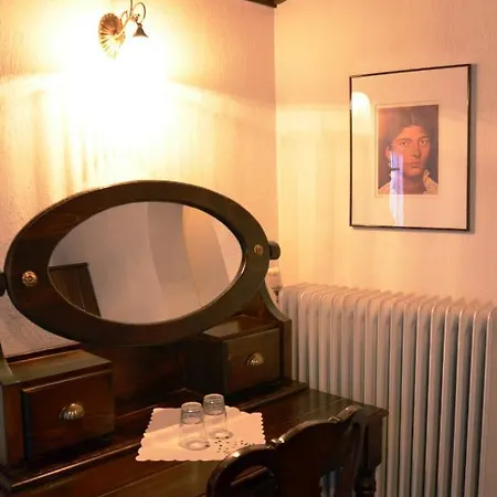 Traditional Lanari Pensiune Livadi (Thessaly)