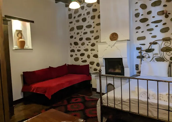 Traditional Lanari Gasthuis